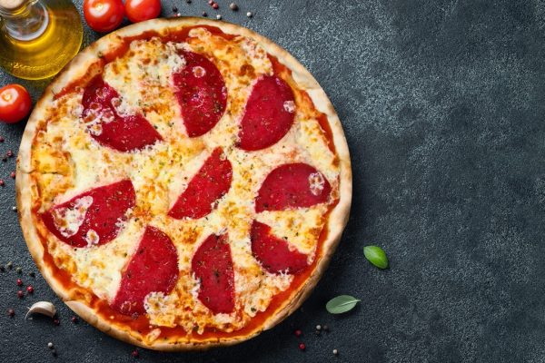 Pizza Salami - Pizzeria Don Carlo Calella